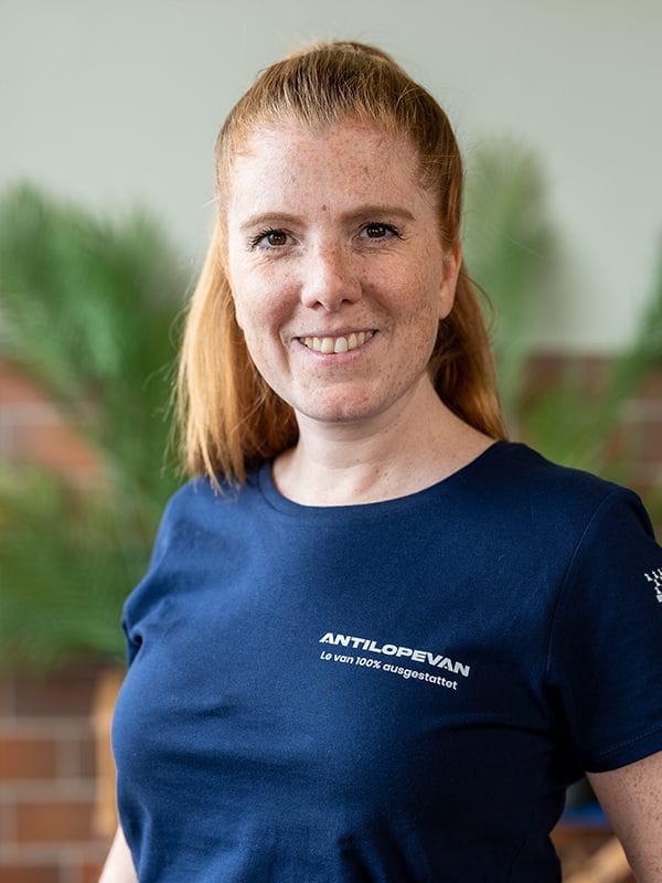 Corinna Vehicle Delivery & Operation Managerin
