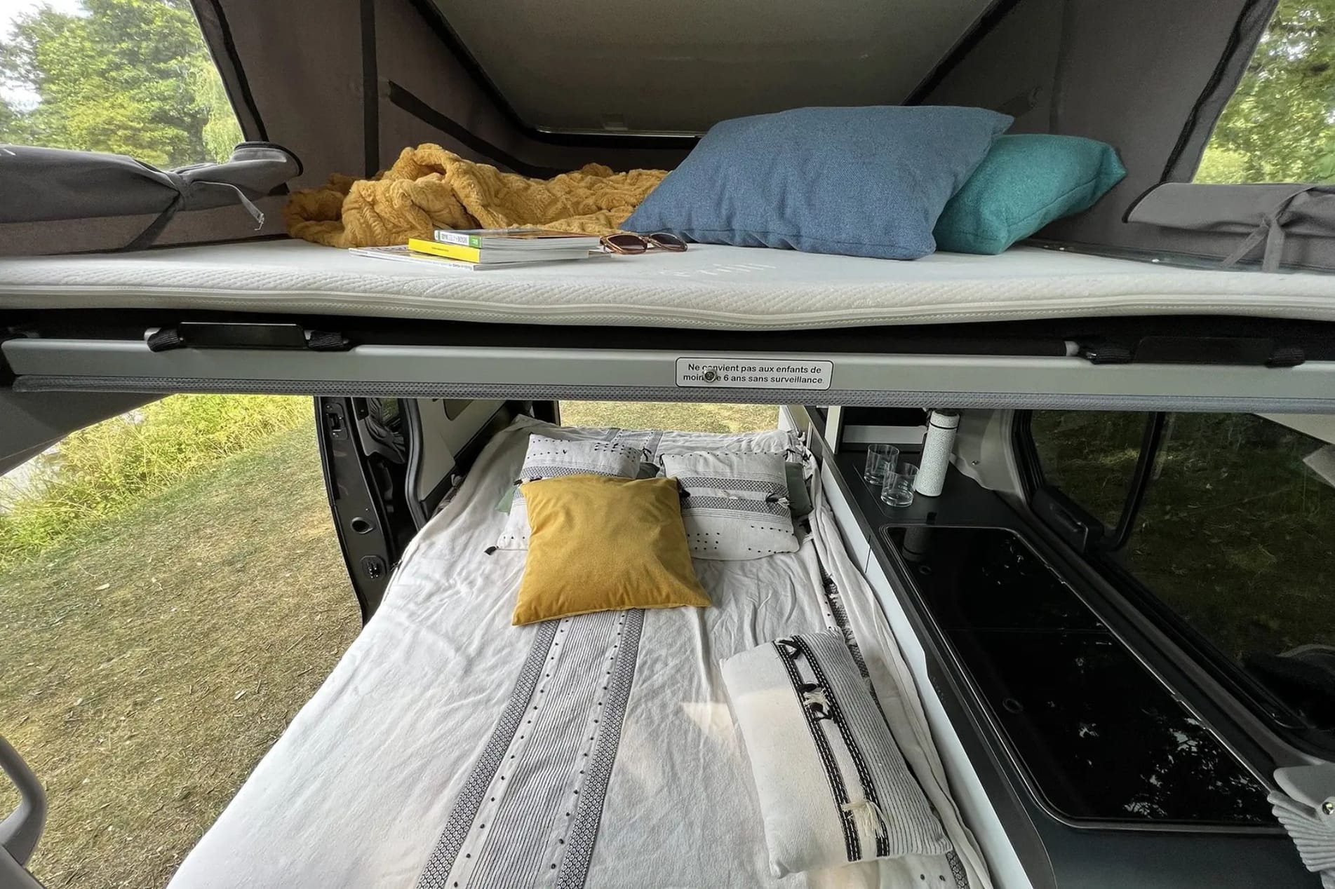 Flex 5 mit Aufstelldach und Dachbett