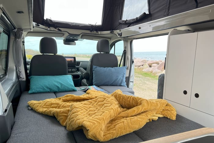 Flex PLUS: Ausgestatteter Van mit 2 bis 4 Sitzen: Kammbett
